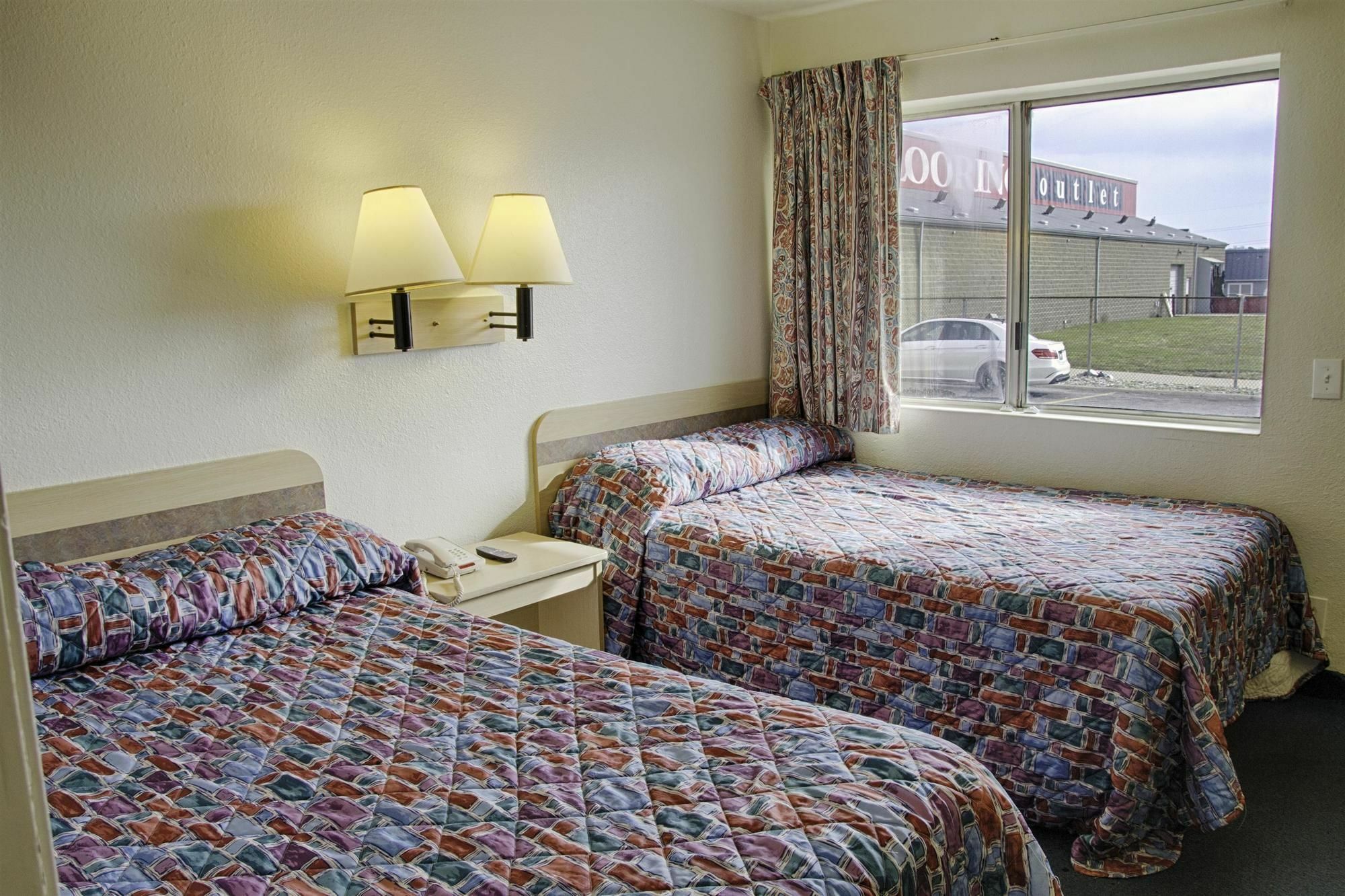 Super 8 By Wyndham Florence Exterior foto